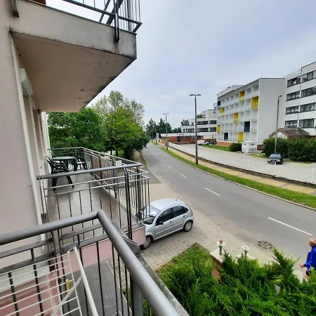 Zöld Béka Panoráma Wellness I.