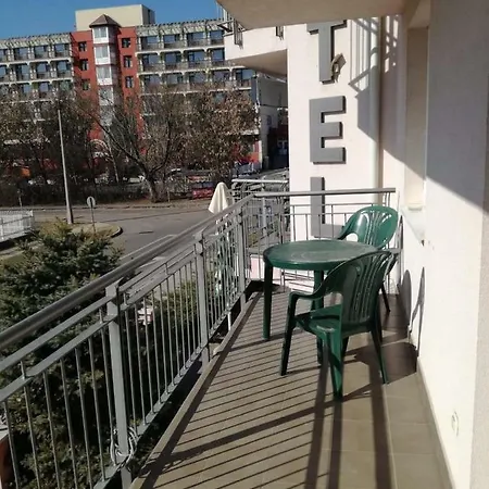 Zöld Béka Panoráma Wellness I. * Hajdúszoboszló